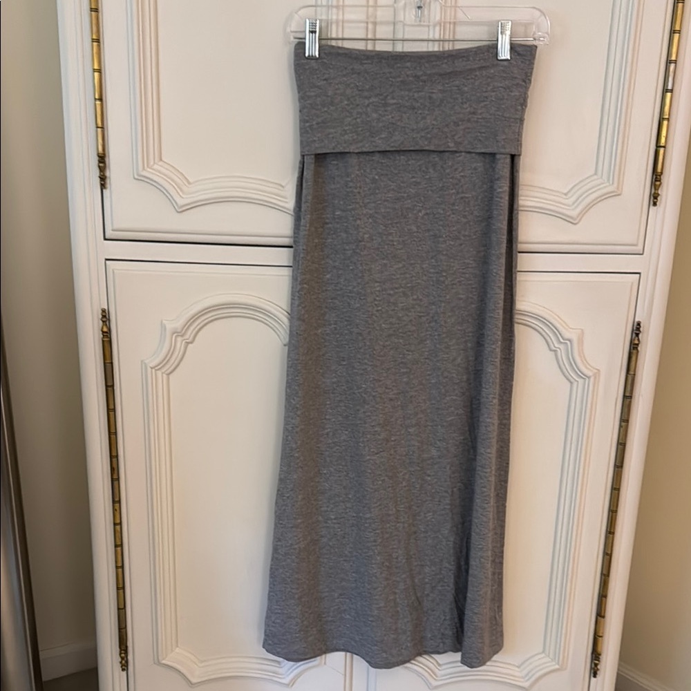 SPLENDID Maxi Skirt /Dress size XS
Can be worn either way